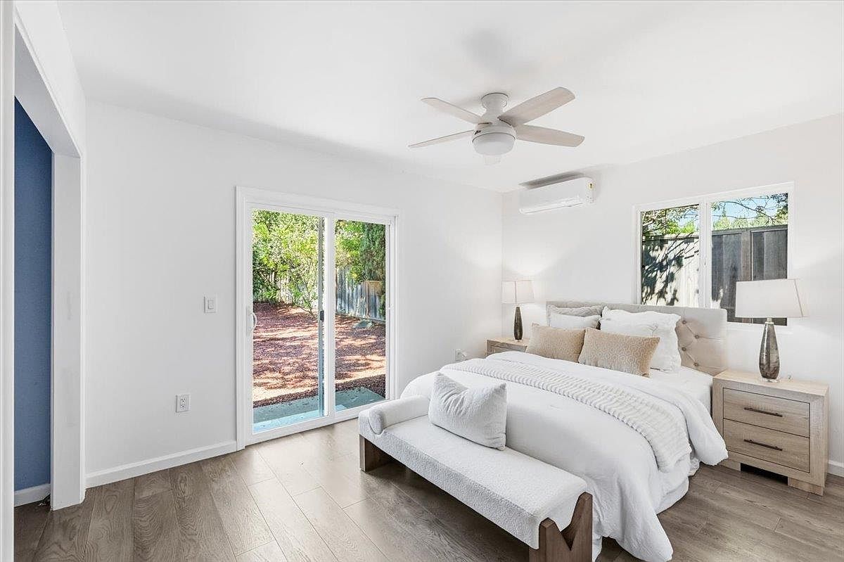 Primary bedroom, modern farmhouse in Sunnyvale