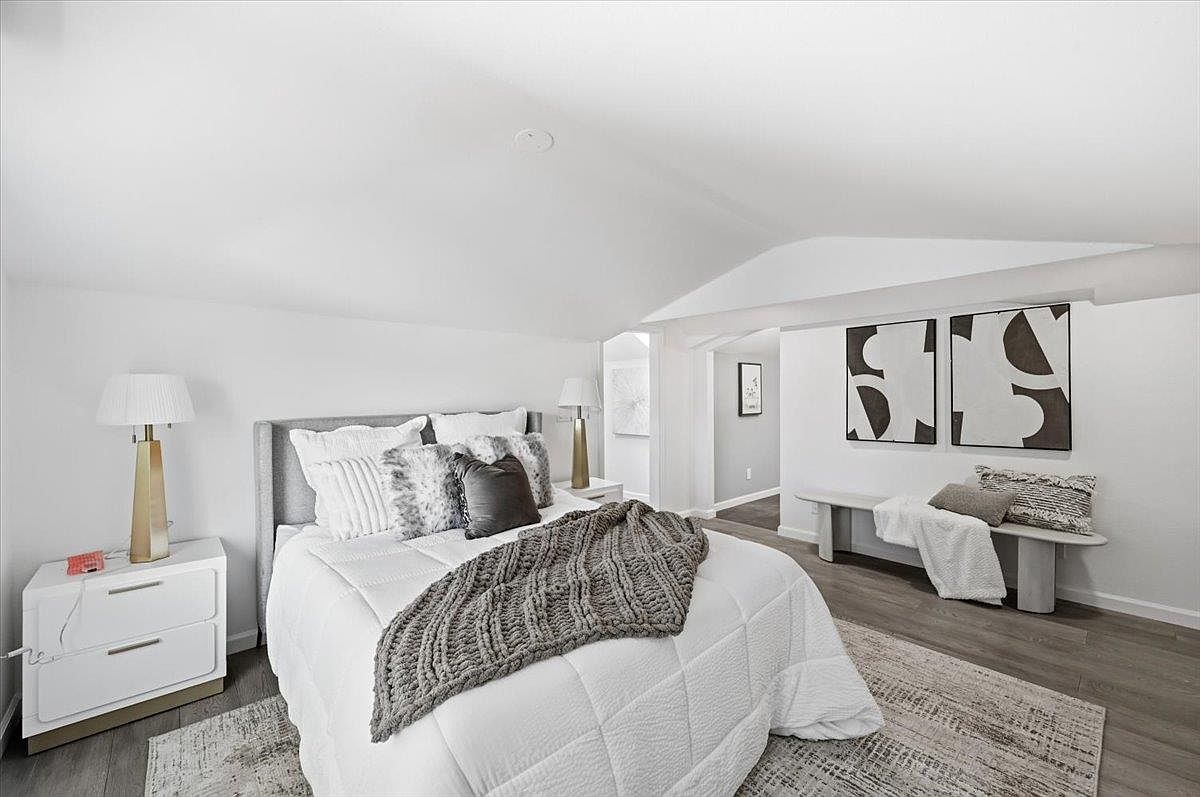 Upstairs primary suite, modern farmhouse in Sunnyvale