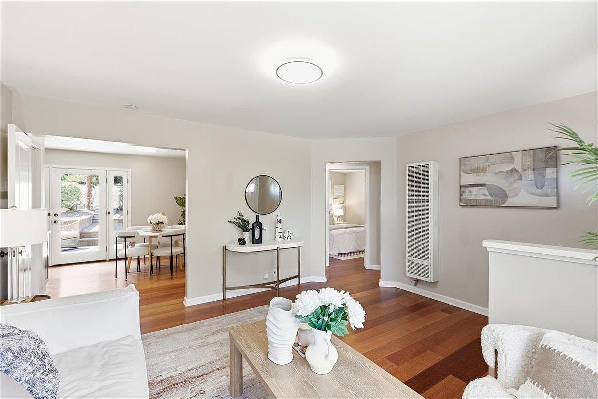 Staged entry, garden cottage in Saratoga