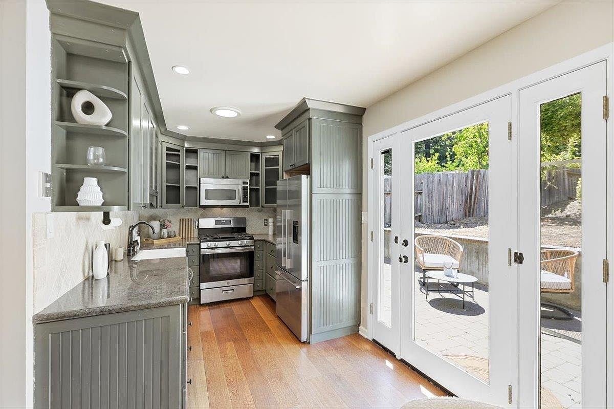 Staged kitchen, garden cottage in Saratoga
